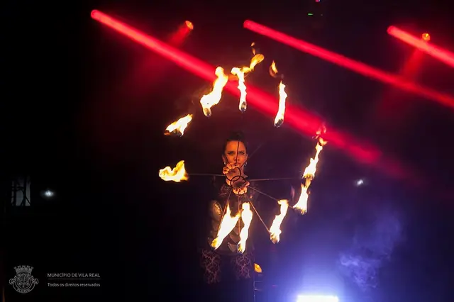 Animação de Fogo — aluguer para eventos em Portugal (fotografia 4)