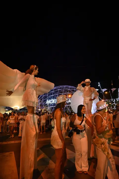 Animações para Noite Branca — aluguer para eventos em Portugal (fotografia 3)