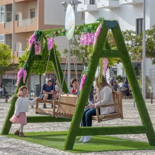 Baloiço Duplo Personalizado — aluguer para eventos em Portugal