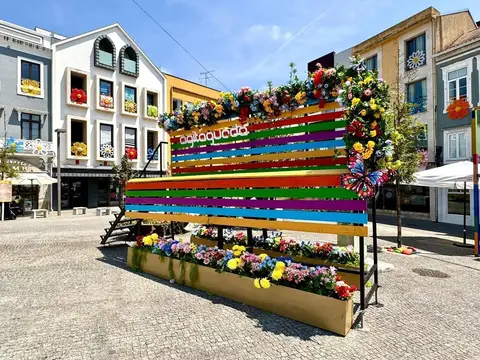 Banco Gigante — aluguer para eventos em Portugal (fotografia 3)