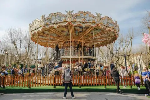Carrossel 2 Andares — aluguer para eventos em Portugal