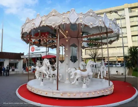 Carrossel Branco White — aluguer para eventos em Portugal