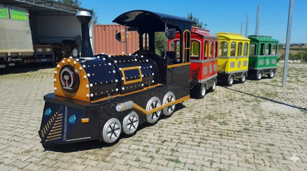 Comboio Colorido — aluguer de comboios para eventos em Portugal (1)