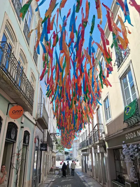 Decoração de Ruas e Fitas — aluguer para eventos em Portugal (fotografia 1)