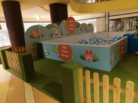 Piscina de Bolas Gigante 7,5×12,5 m — aluguer para eventos em Portugal (fotografia 3)