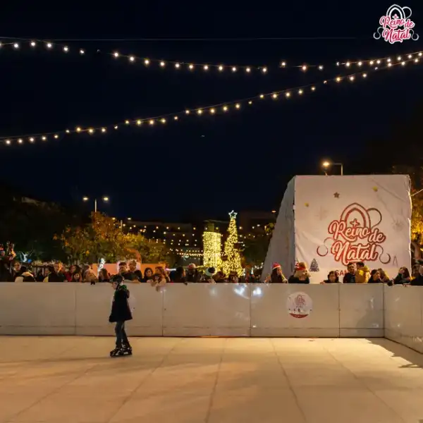 Pista de Gelo Sintética 20×10 m — aluguer para eventos em Portugal